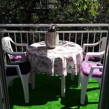 Mint Centar شقة