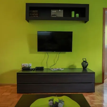 Mint Centar شقة